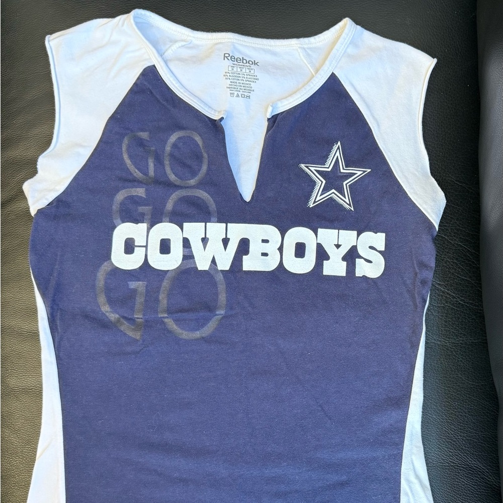 Women’s Reebok Dallas Cowboys Blue and White Sleeveless T Shirt (Medium)